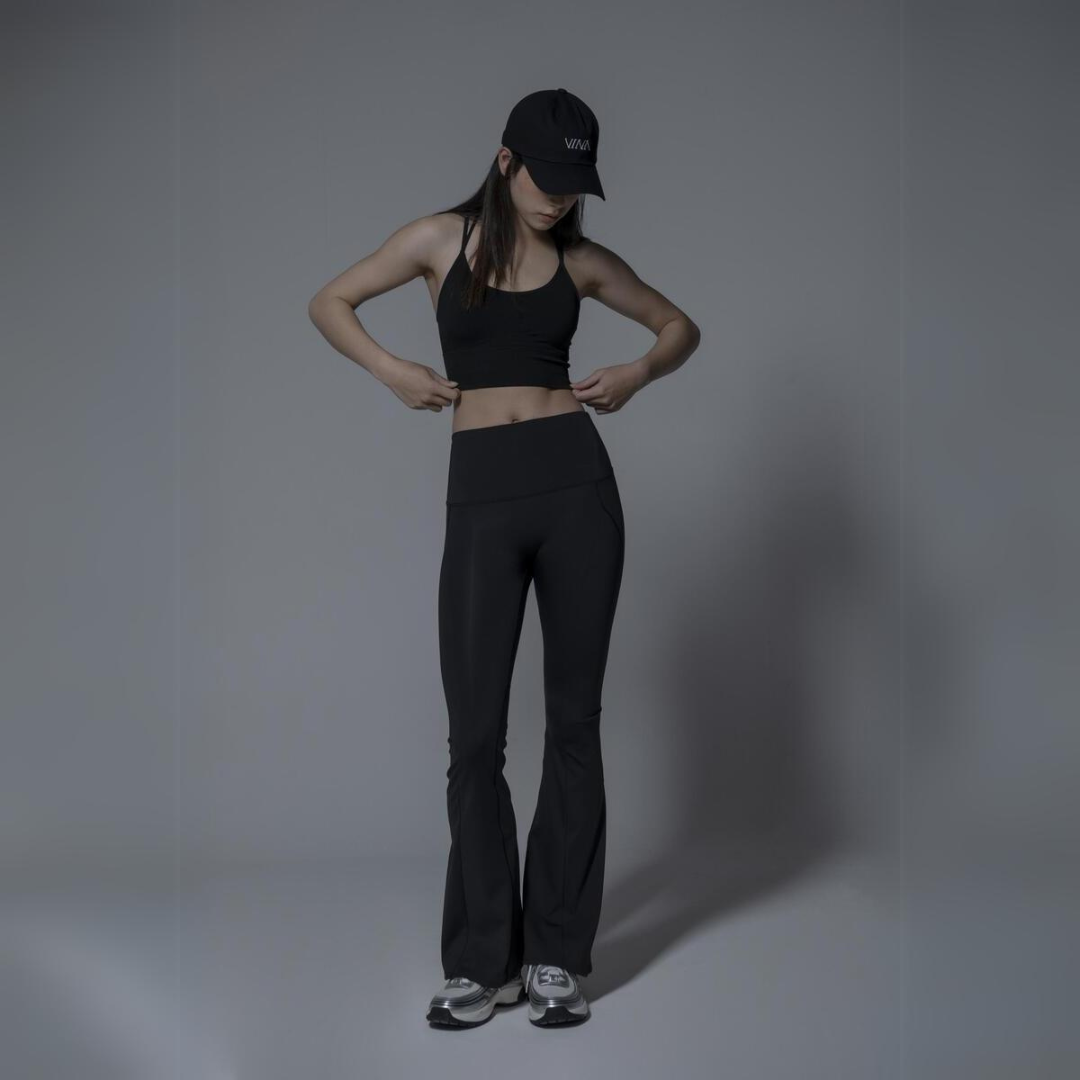 Black Basic Boot-cut Hip-up Leggings