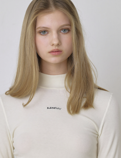 Ivory, Warm High-neck T-Shirt