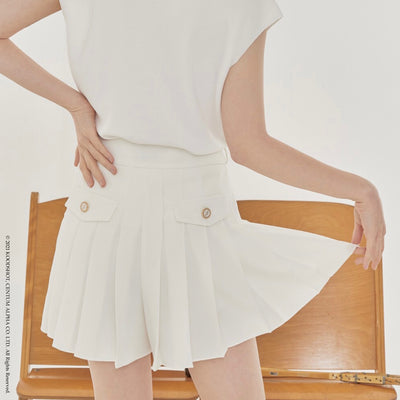 White Button-Embellished Pleated Shorts W/Inner Pants
