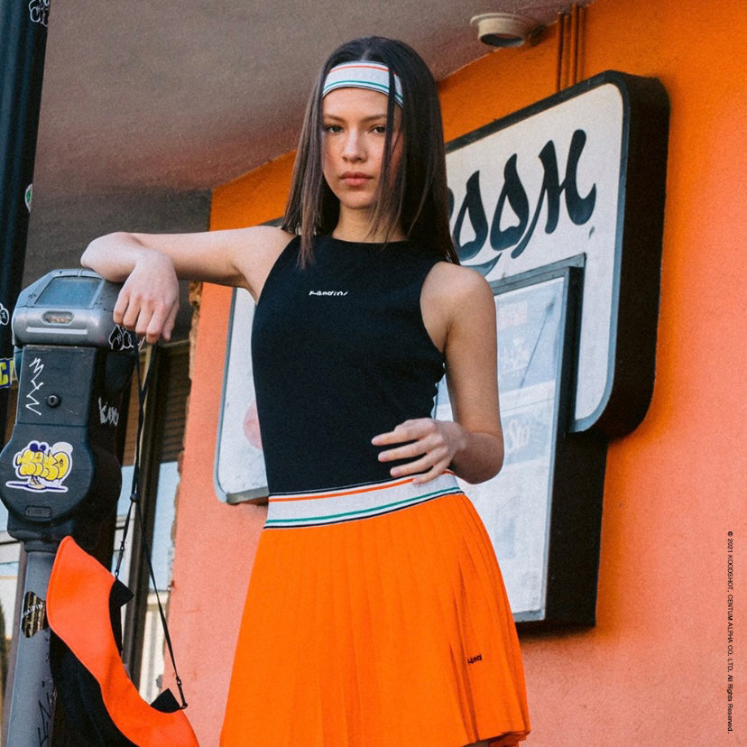 Black Half-neck Sleeveless Shirts