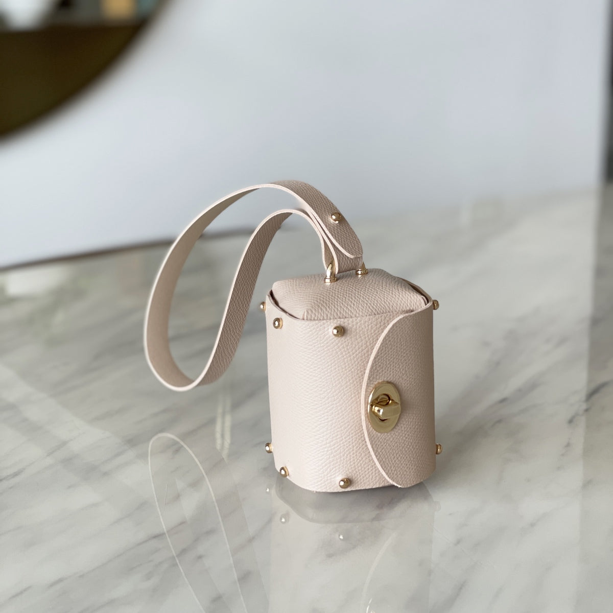 Petite bucket bag Accessories LOVEFREYA Nude Gold 